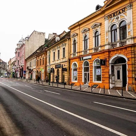 Brassai Square Lägenhet *